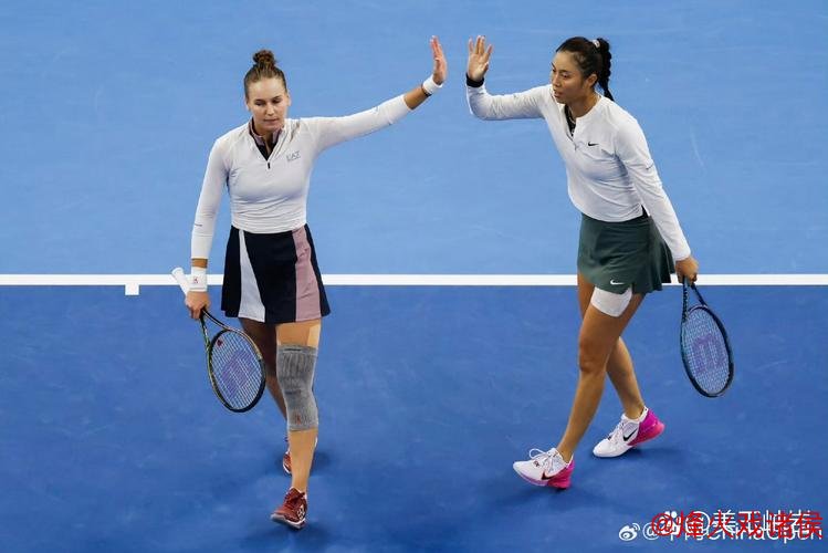 中网女单决赛：高芙对阵穆霍娃，詹皓晴组合冲击女双冠军