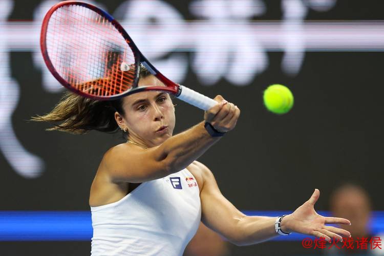 中网女单：佩古拉与高芙晋级16强，大坂直美因雨赛程受阻