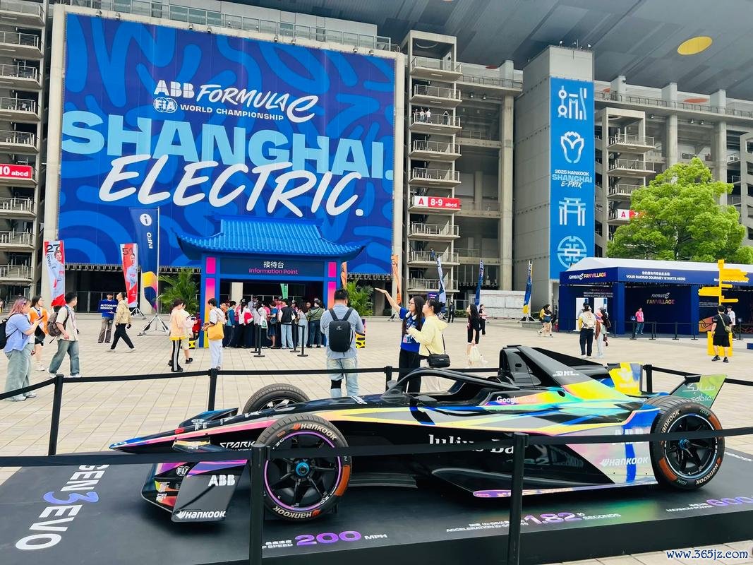 FE电动方程式上海站 ERT车队携中国主场涂装完赛