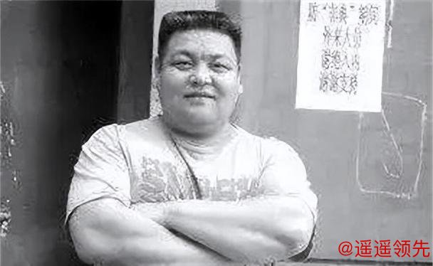 亚洲第一大力士才力：为国争光勇夺60多个冠军，退役后当保安